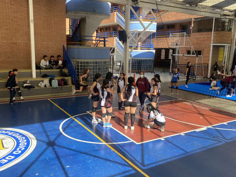 Amistosos con otro clubes o escuelas Legendarios Escuela de Formacion Deportiva