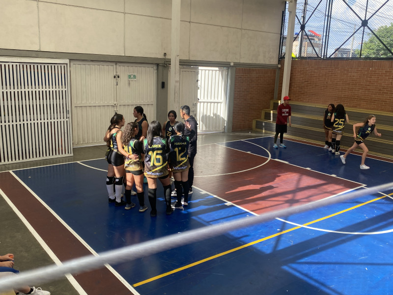 Amistosos con otro clubes o escuelas Legendarios Escuela de Formacion Deportiva