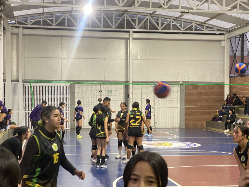 Nueva cancha cubierta Legendarios Escuela de Formacion Deportiva