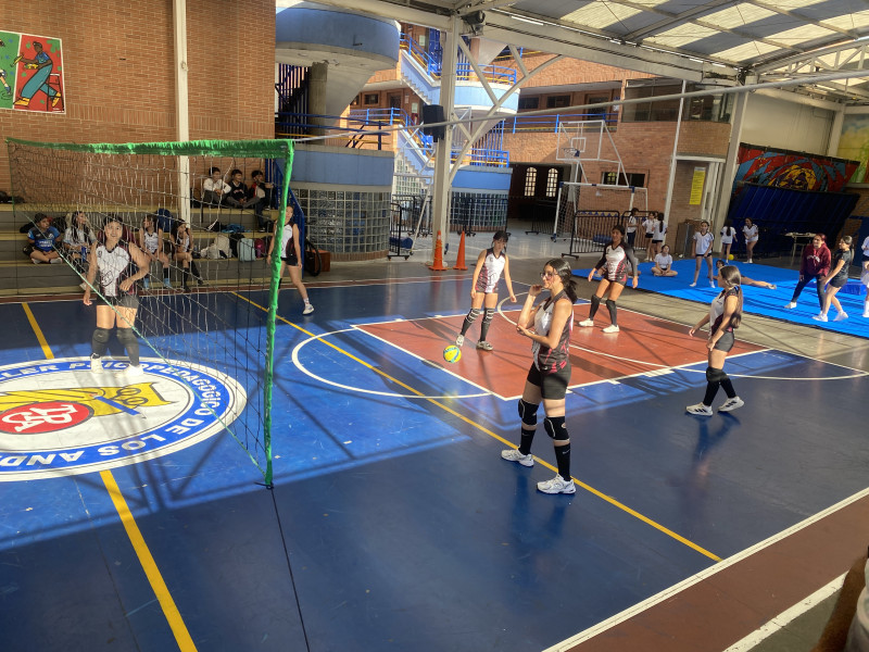 Nueva cancha cubierta Legendarios Escuela de Formacion Deportiva