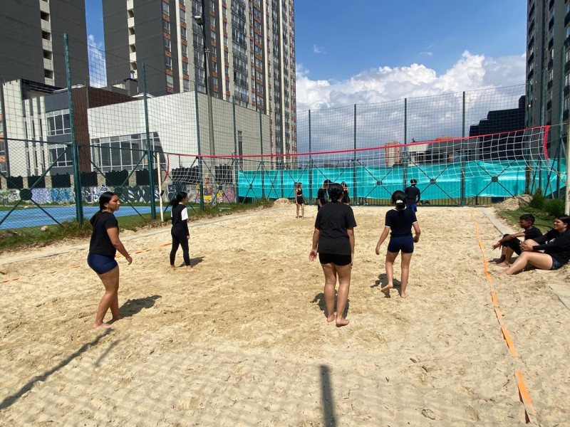 voley playa visitando a la escuela cerverus Legendarios Escuela de Formacion Deportiva